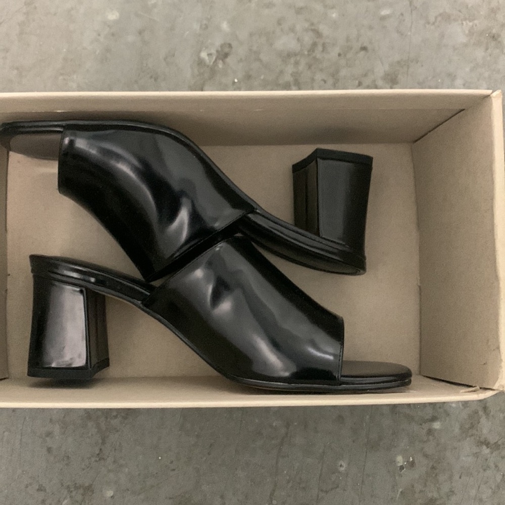 Women’s Urban Outfitters shoes